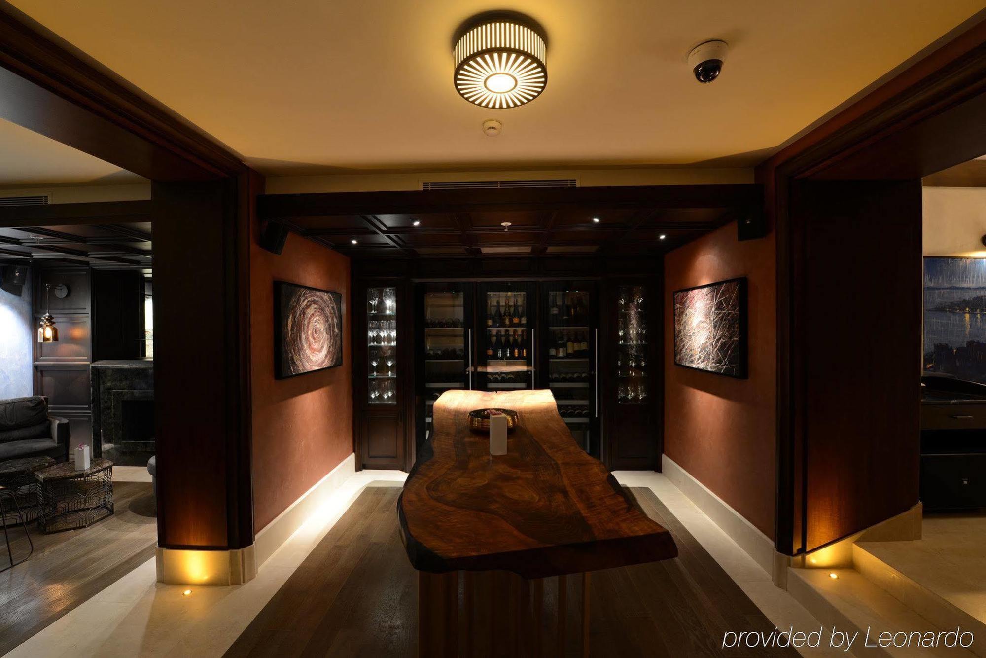 ホテル 10 Karakoy イスタンブール エクステリア 写真 The Wine Bar