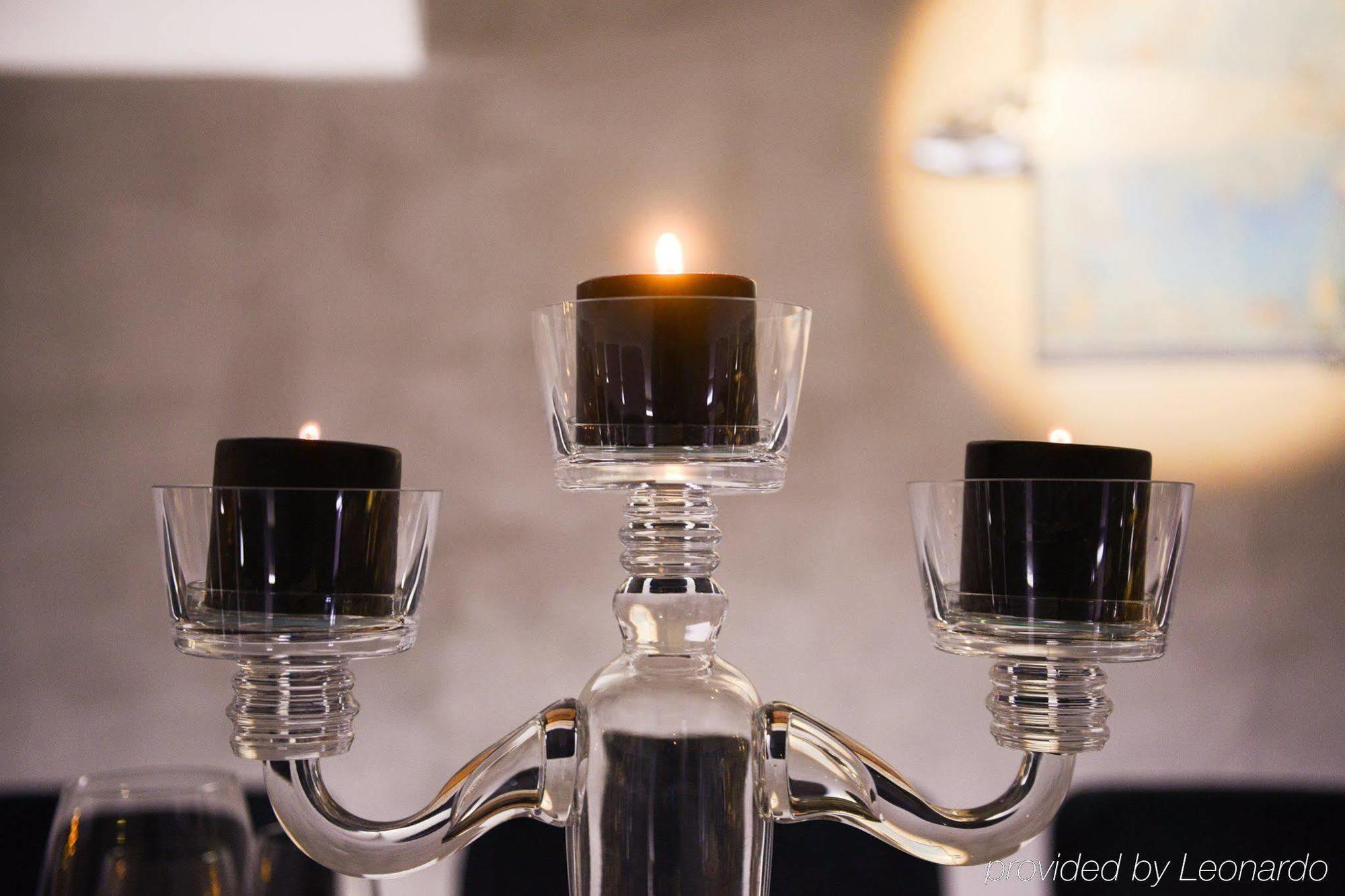 ホテル 10 Karakoy イスタンブール エクステリア 写真 A candle holder