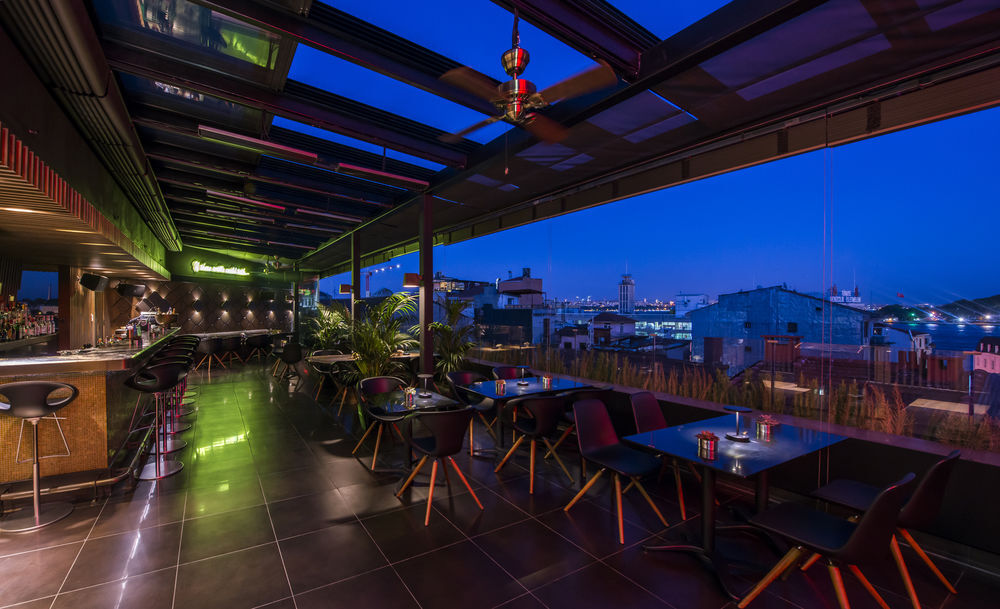 ホテル 10 Karakoy イスタンブール エクステリア 写真 Sky Bar